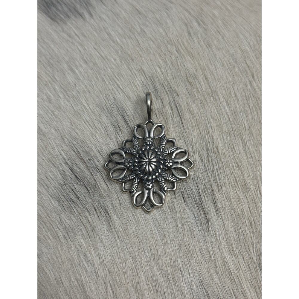 Carolyn Pollack Relios Sterling Silver Swirly Braided Concho Pendant Snowflake